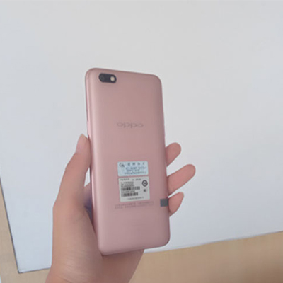 OPPO A77